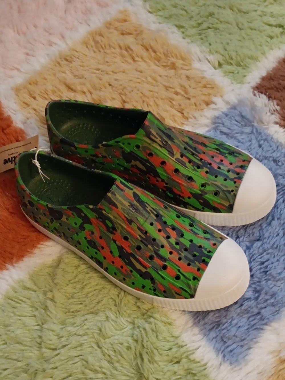 Native Slip-On Camo Water-Friendly Shoes - Green/Orange